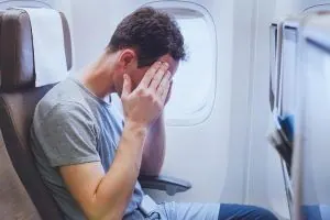 Aerofobia - Persona en el avión con miedo