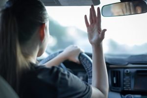 Psicología del tránsito - Mujer enojada