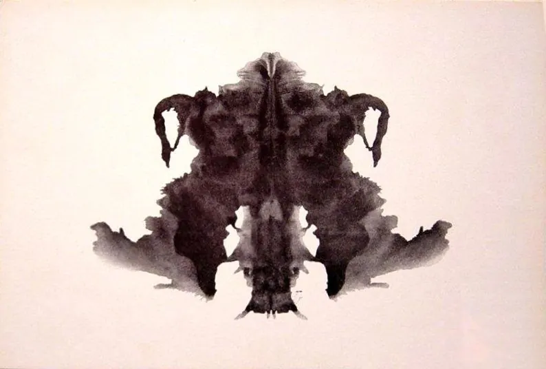 TEST DE RORSCHACH - LÁMINA IV