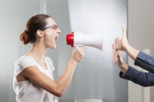 Comunicación no asertiva 