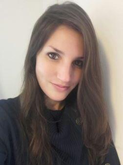 foto de la psicologa destefani