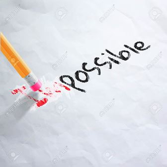 Lápiz borrando las letras im de imposible